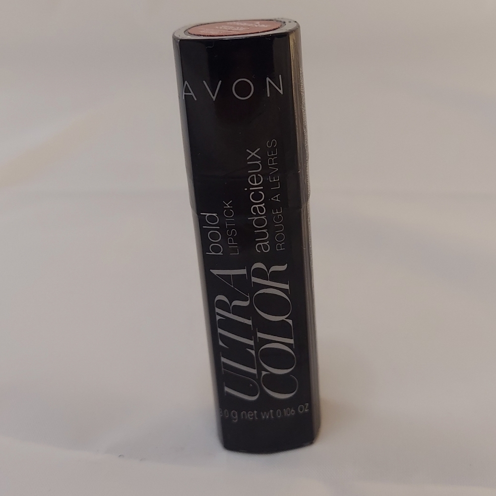 NEW Avon Bold Lipstick Ruby Shock Color